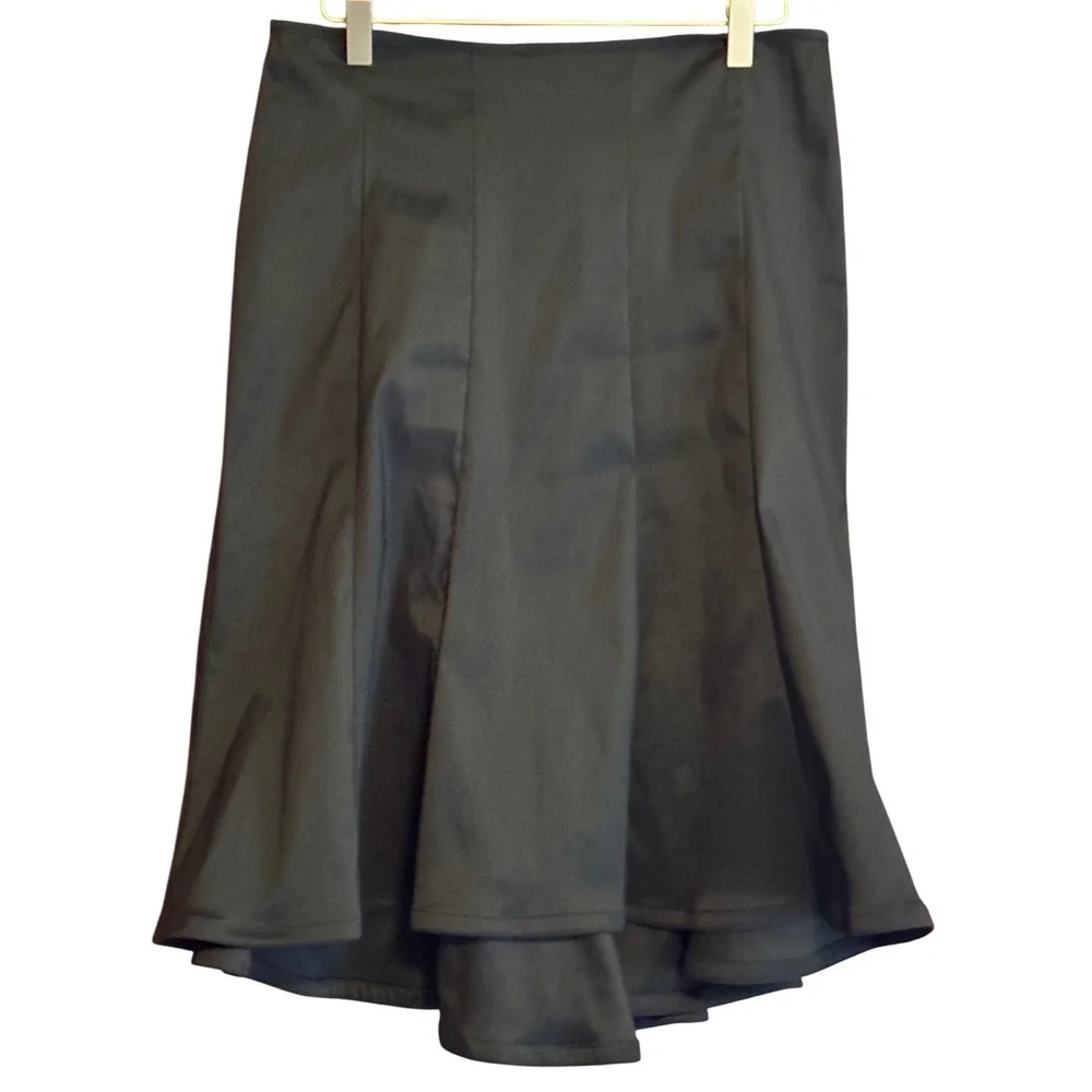 JS Collections Black Mermaid Trumpet Midi Skirt Size 8 Made in Canada Ballroom